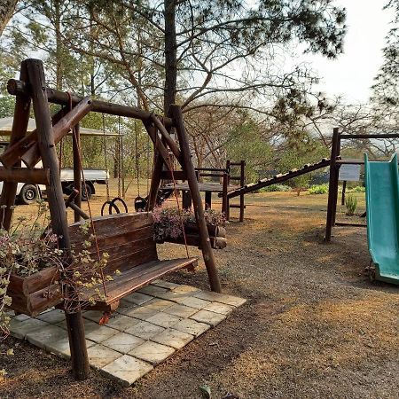 Acacia Bush Lodge Питърмарицбург Екстериор снимка
